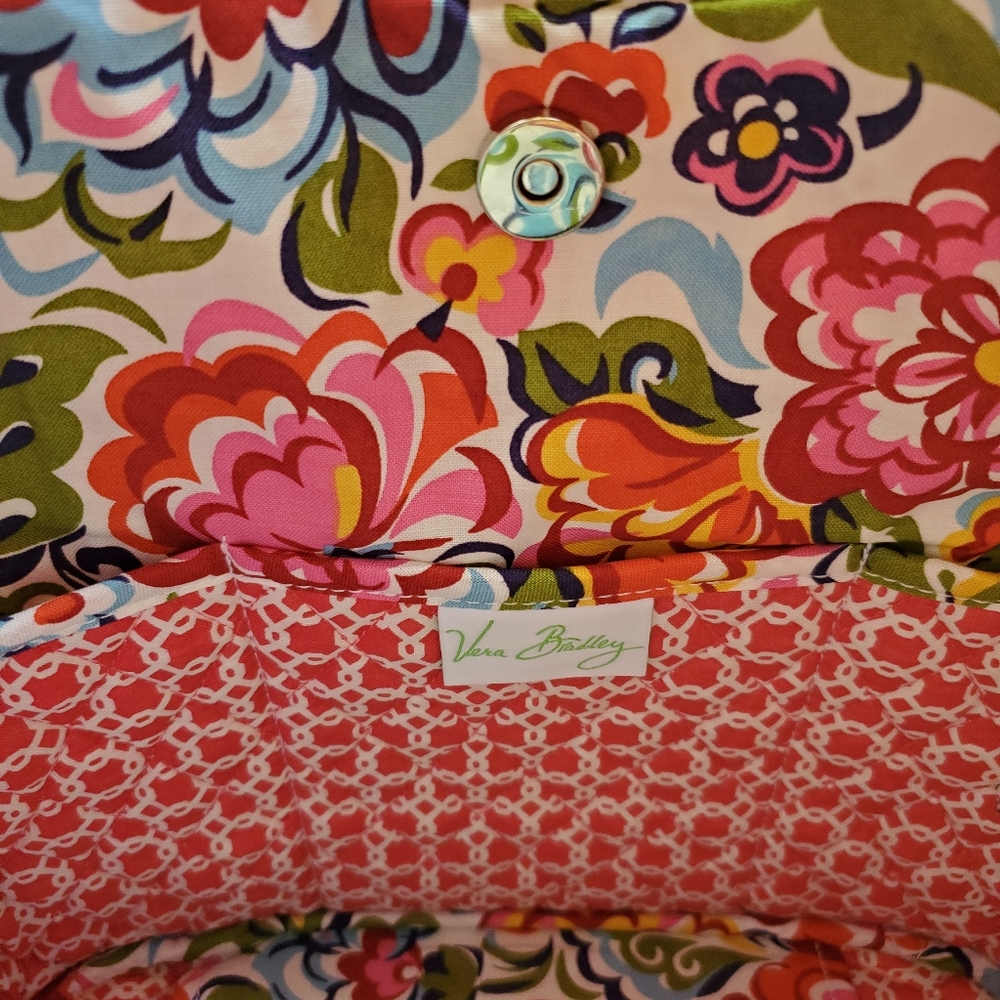 Vera Bradley Purse in Hope Garden - Picture 2 of 3